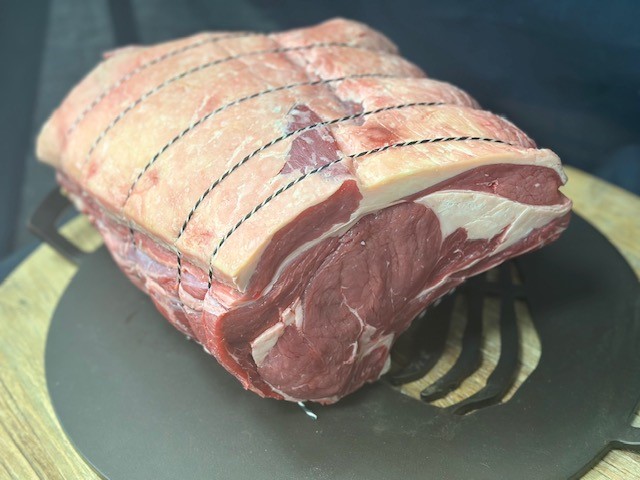Native Breed Beef Dry Aged Rib on the Bone Min. 6kg